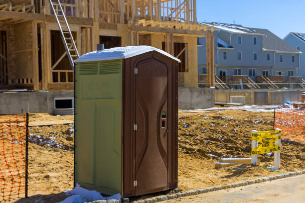 Best Temporary restroom rental  in Des Moines, IA